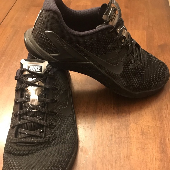 Nike Metcons women’s size 8 - Picture 8 of 8